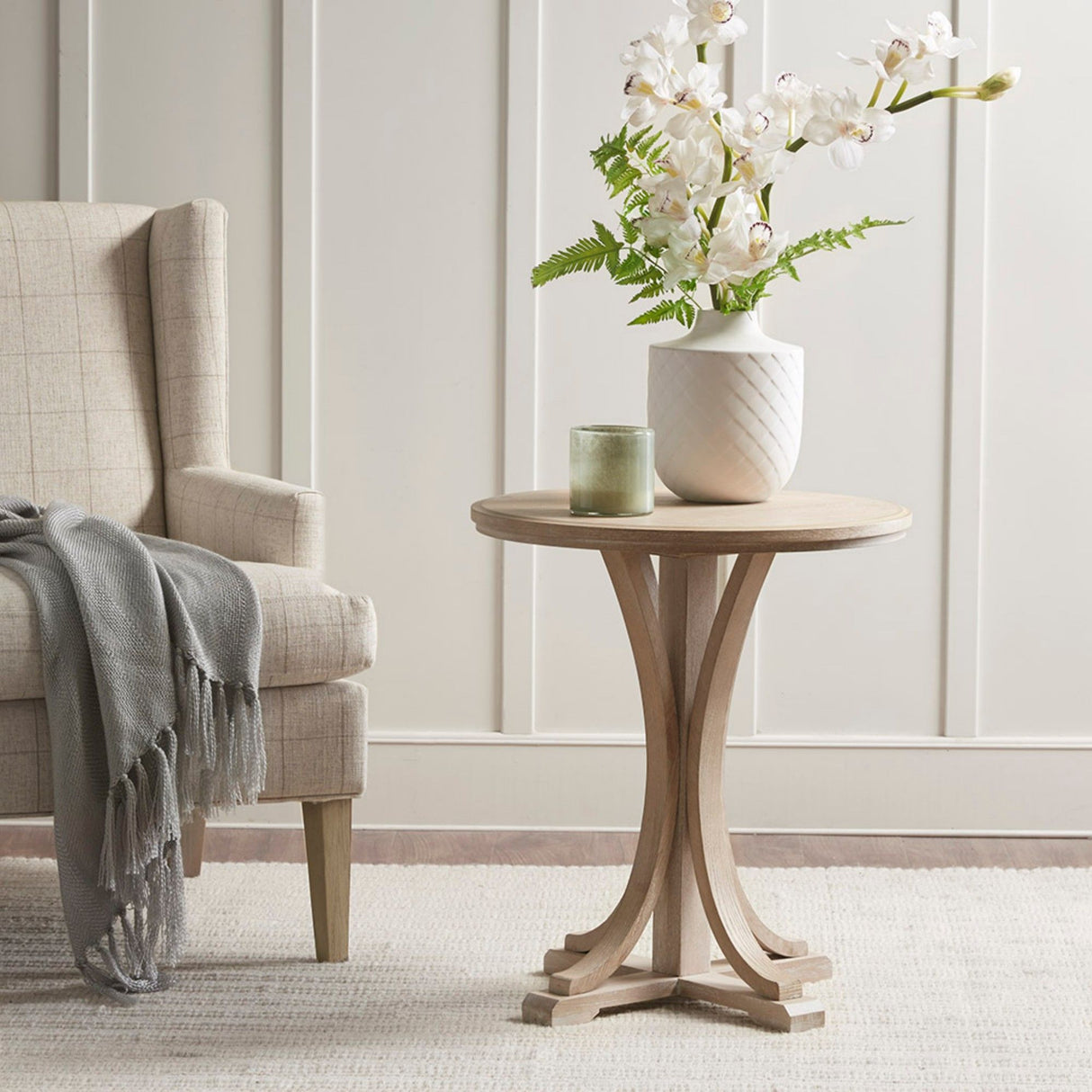 Accent Table Round Rustic Ash Veneer Reclaimed Wheat - Natural
