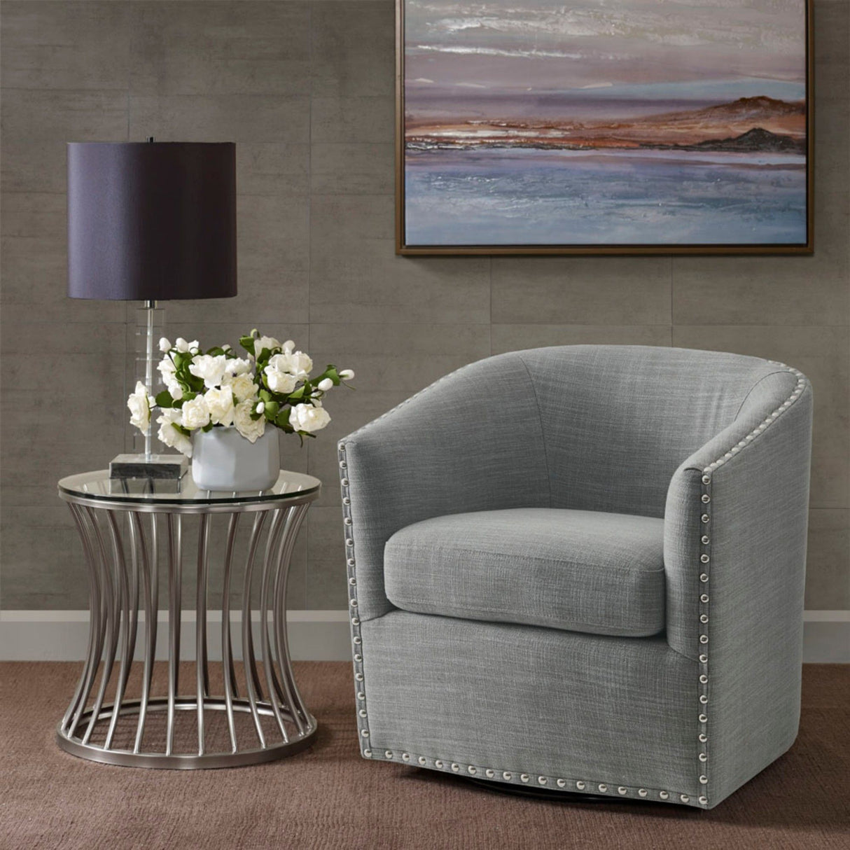 Luxurious Chair With 360 Degree Rotation