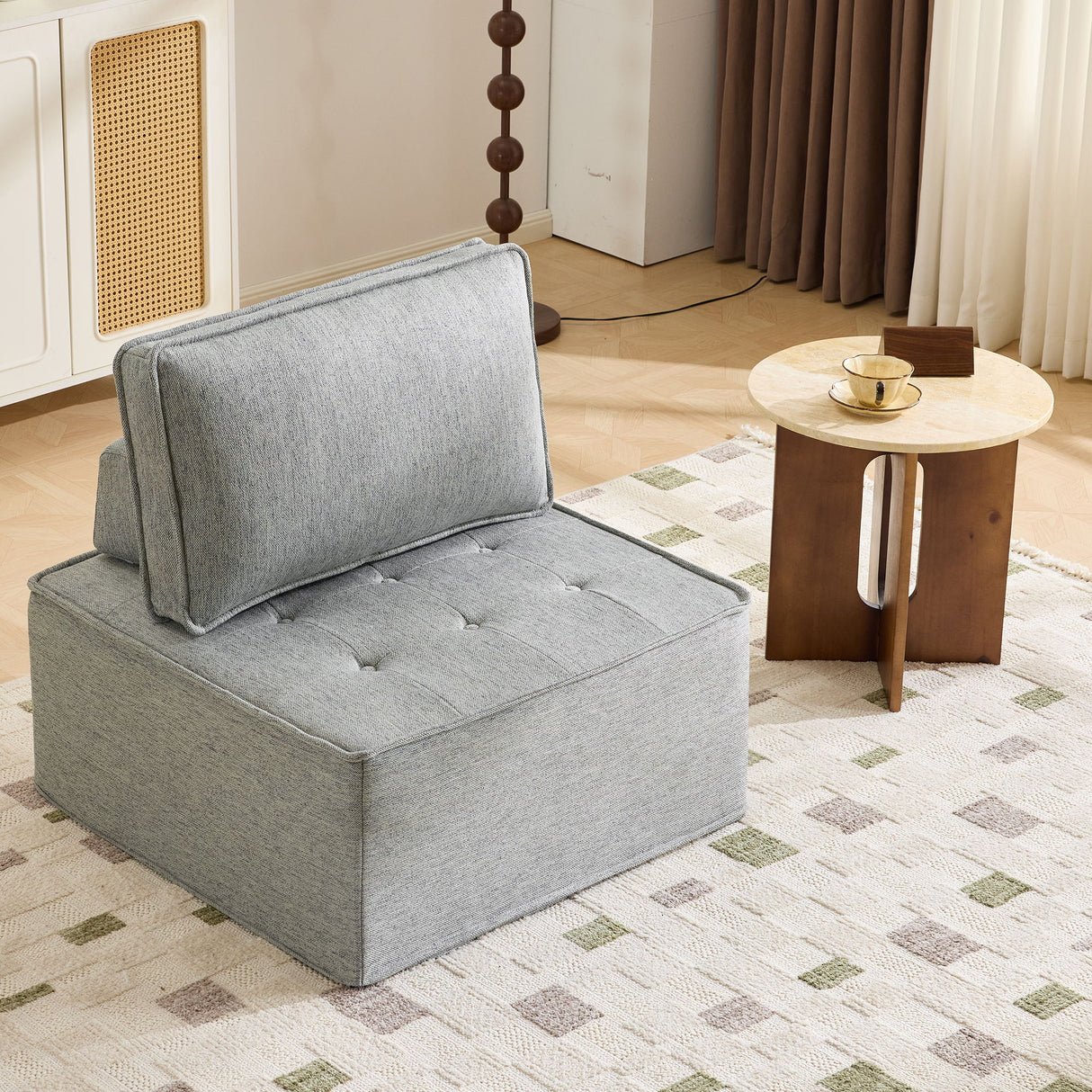 Sofa With Modular Splicing Design